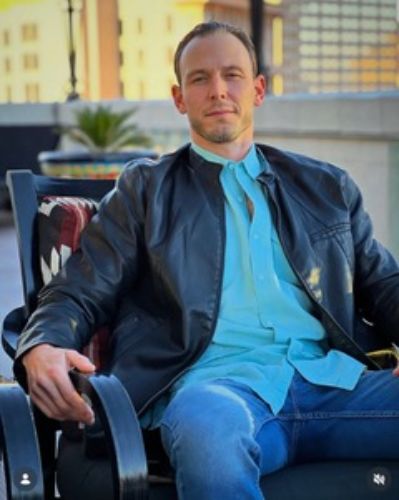 A picture of Luke Hamilton